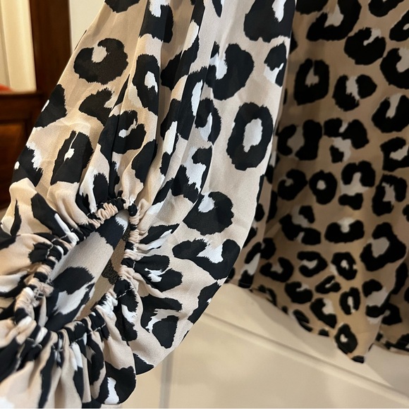 Animal Print Blouse - Picture 4 of 6